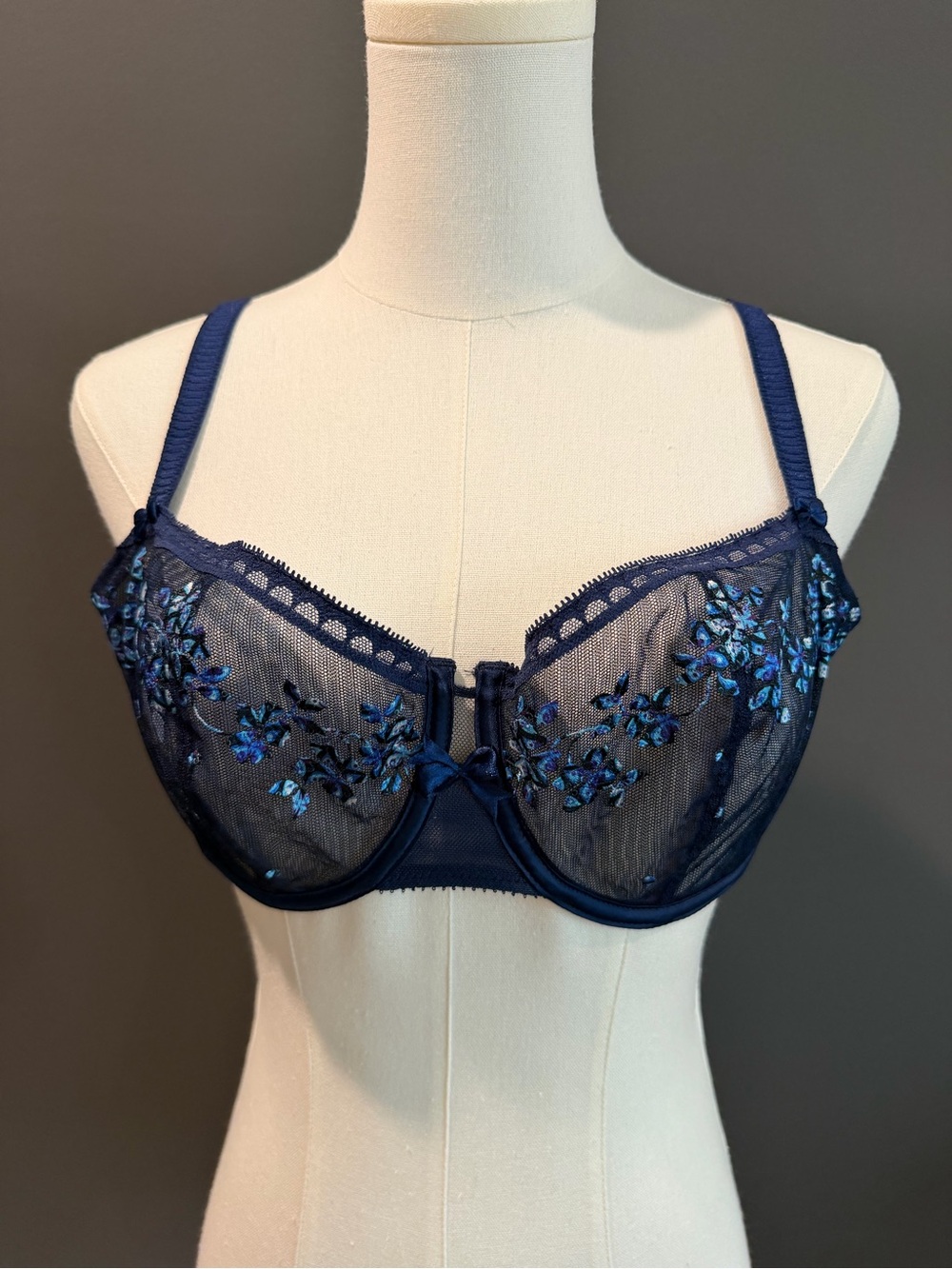 Chantelle Navy Blue Floral Embroidered Sheer Underwire Bra Size 34DD